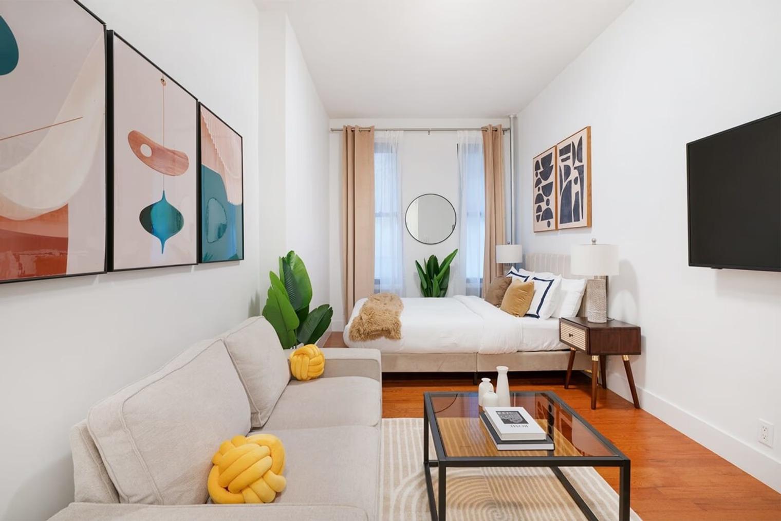 BEAUTIFUL STUDIO APARTMENT IN PRIME UPPER EAST SIDE